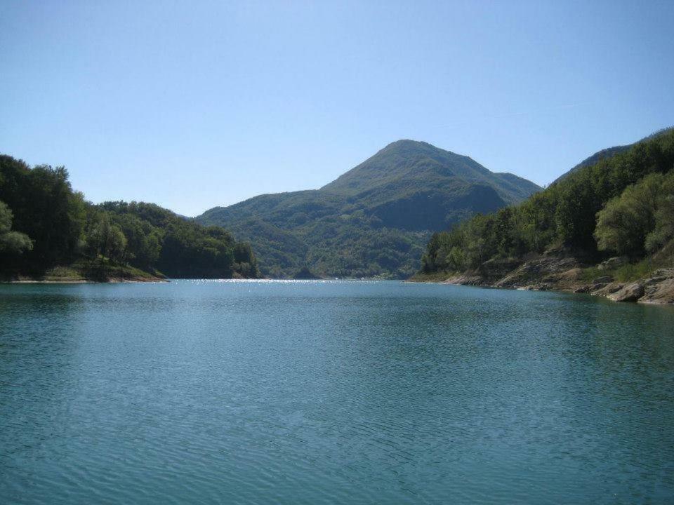 Agriturismo I Due Regni Petrella Salto Exterior photo