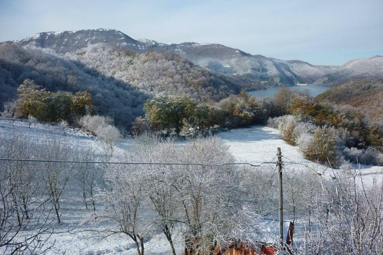 Agriturismo I Due Regni Petrella Salto Exterior photo